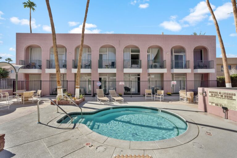 Community hot tub